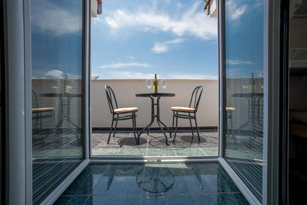 Apartmani Krgusic Tivat Exterior photo